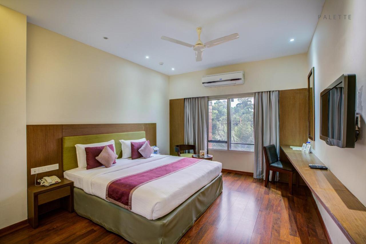 Jk Residency Cheruvathur Buitenkant foto